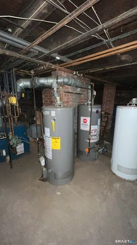 71 Central Avenue, East Hartford, CT 06108