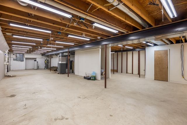 6140 Saline Ann Arbor Road, Saline, MI 48176