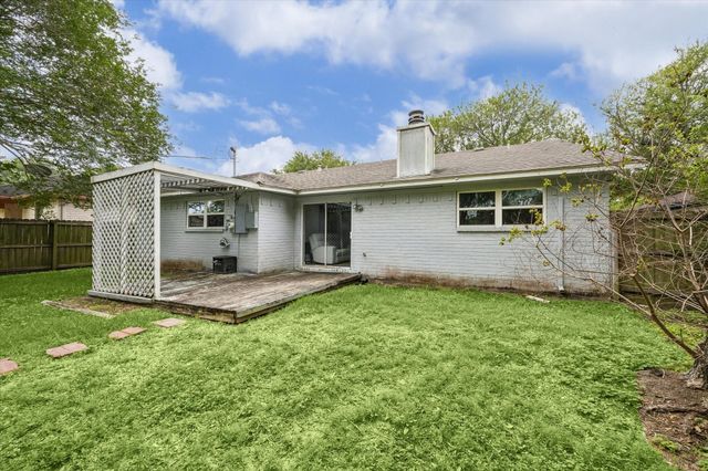 2907 Arkansas Avenue, Dickinson, TX 77539