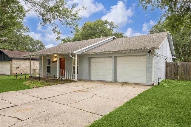 2907 Arkansas Avenue, Dickinson, TX 77539