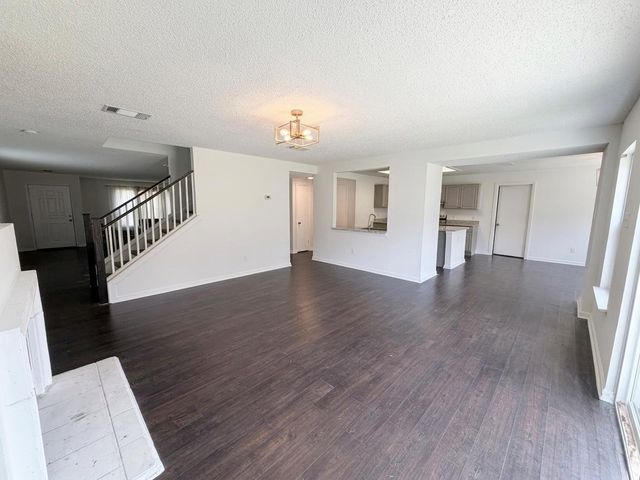1707 Treeline DR, Cedar Park, TX 78613