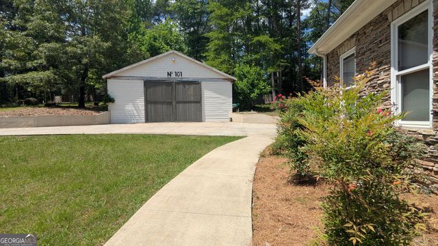 101 Arrow Wood Drive, Waleska, GA 30183