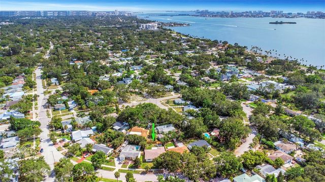 245 GROVE CIR N, Dunedin, FL 34698