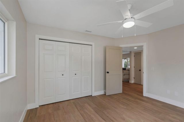 245 GROVE CIR N, Dunedin, FL 34698