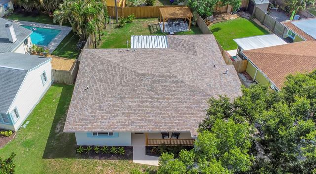 245 GROVE CIR N, Dunedin, FL 34698