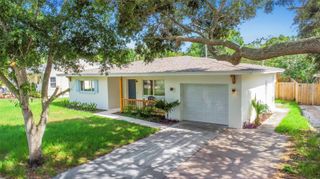 245 GROVE CIR N, Dunedin, FL 34698