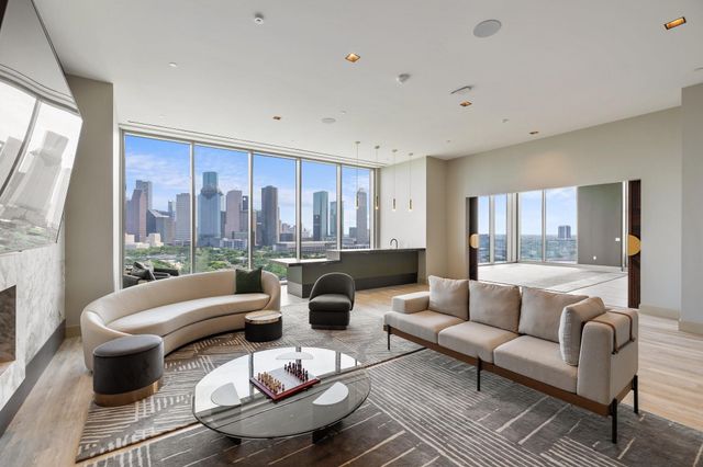 1711 Allen Parkway 2202, Houston, TX 77019