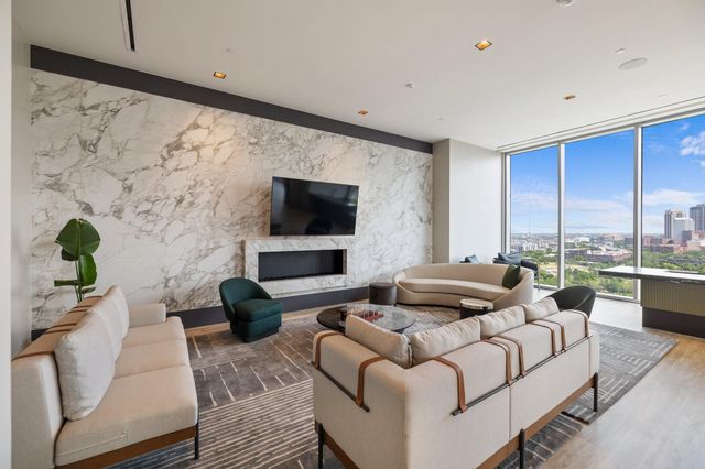 1711 Allen Parkway 2202, Houston, TX 77019