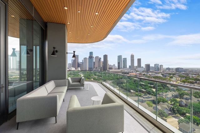 1711 Allen Parkway 2202, Houston, TX 77019