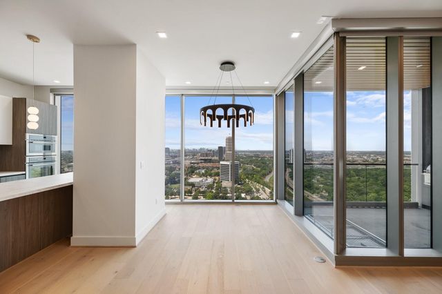 1711 Allen Parkway 2202, Houston, TX 77019