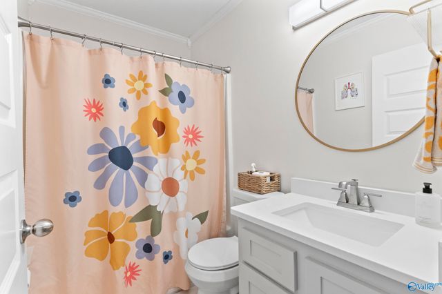 1917 Vanderbilt Circle, Huntsville, AL 35801