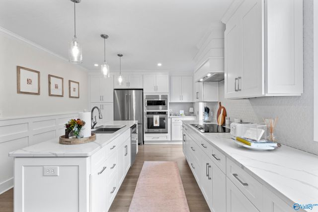 1917 Vanderbilt Circle, Huntsville, AL 35801