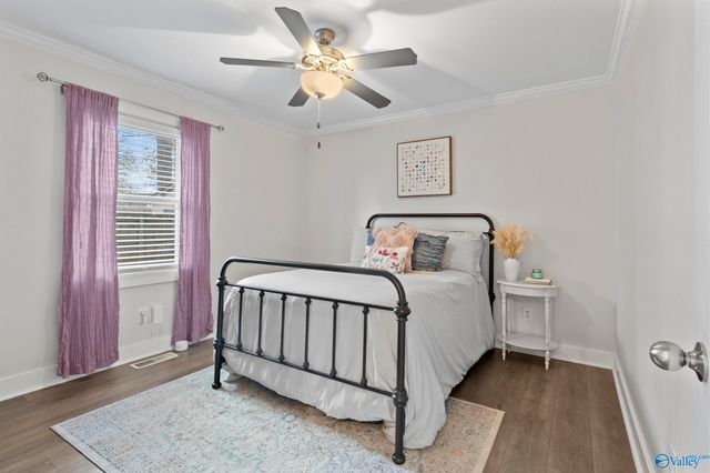 1917 Vanderbilt Circle, Huntsville, AL 35801