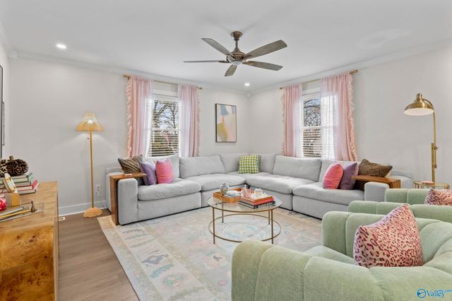 1917 Vanderbilt Circle, Huntsville, AL 35801