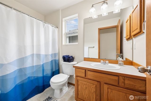 206 Lane Boulevard NW, Orting, WA 98360