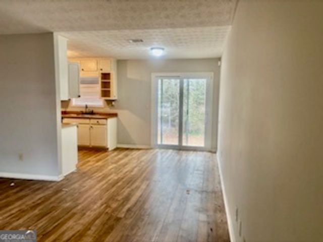 6460 CONNELL Road, Atlanta, GA 30349