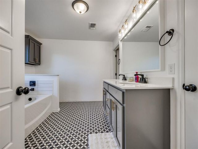 16128 Quiet Storm Drive, Oklahoma City, OK 73170