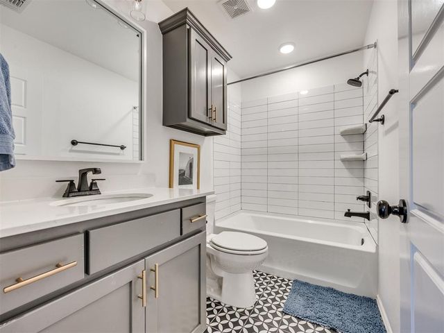 16128 Quiet Storm Drive, Oklahoma City, OK 73170