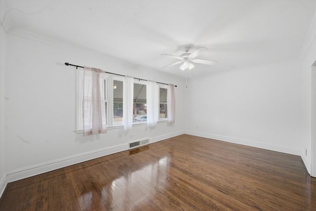 2728 Grove Avenue, Berwyn, IL 60402