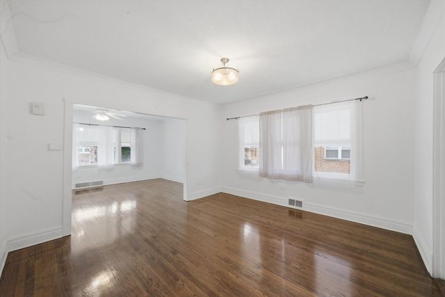 2728 Grove Avenue, Berwyn, IL 60402