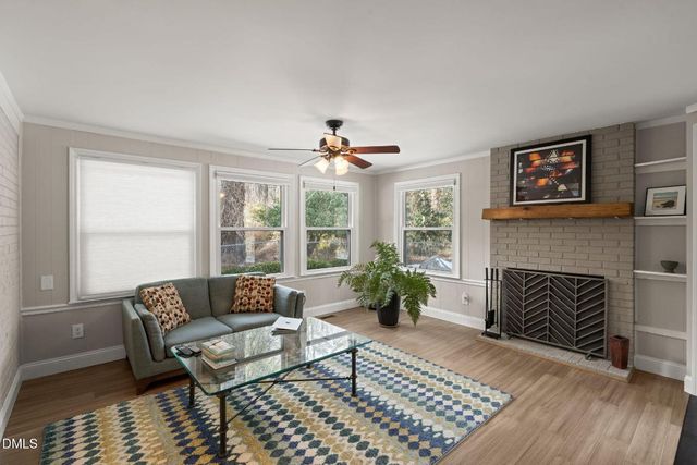 8803 Rollingwood Road, Chapel Hill, NC 27516