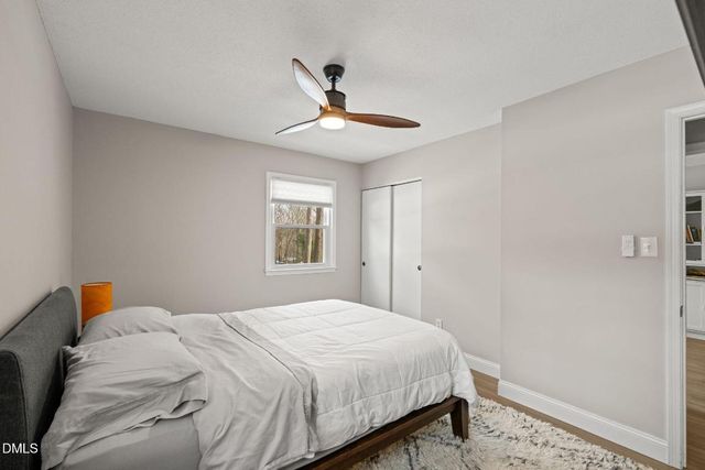 8803 Rollingwood Road, Chapel Hill, NC 27516