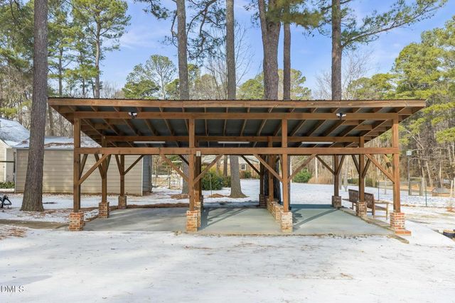 8803 Rollingwood Road, Chapel Hill, NC 27516