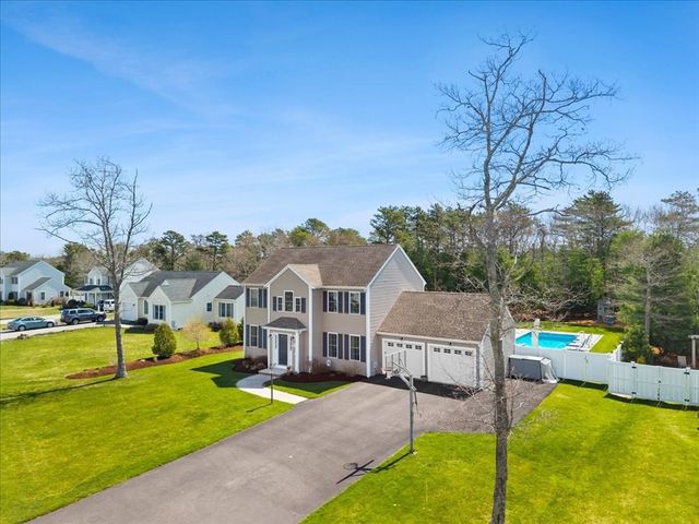 20 Settlers Way, Bourne, MA 02532