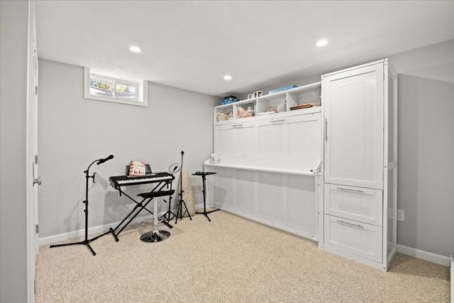 20 Settlers Way, Bourne, MA 02532