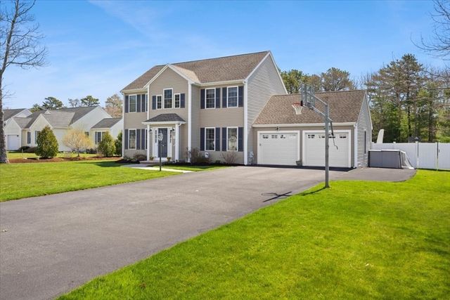 20 Settlers Way, Bourne, MA 02532