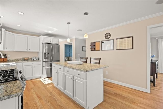 20 Settlers Way, Bourne, MA 02532