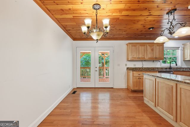 118 Brenda Lane, Clayton, GA 30525