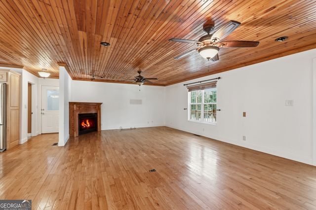118 Brenda Lane, Clayton, GA 30525