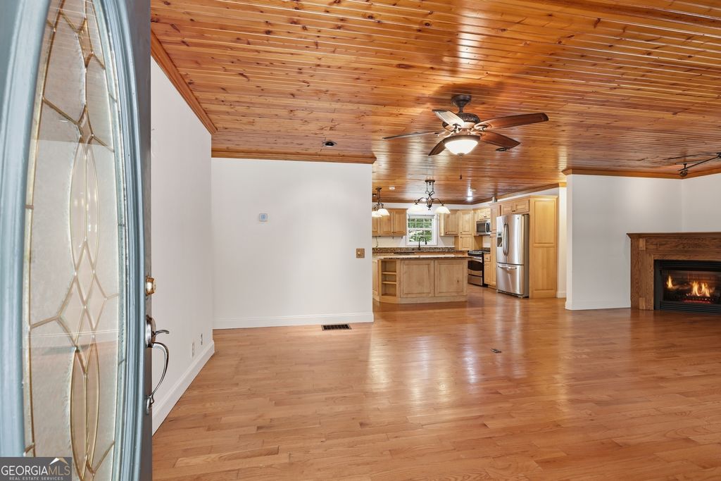 118 Brenda Lane, Clayton, GA 30525 — photo 5