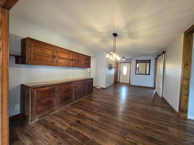 2055 S Farley Road, Bay City, MI 48747