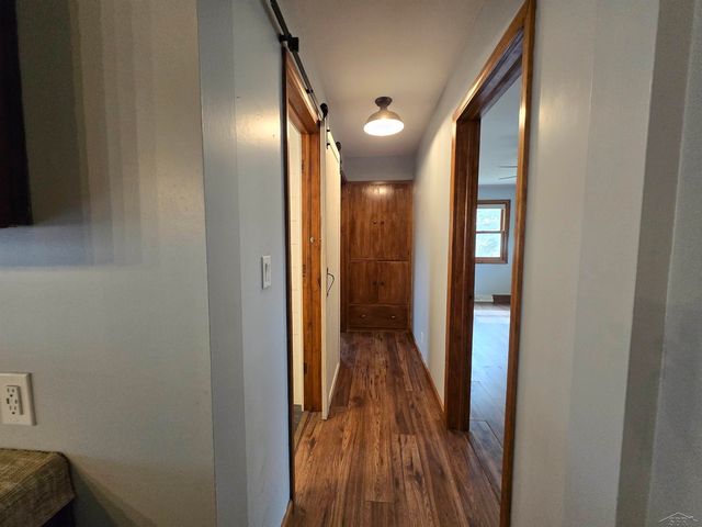 2055 S Farley Road, Bay City, MI 48747