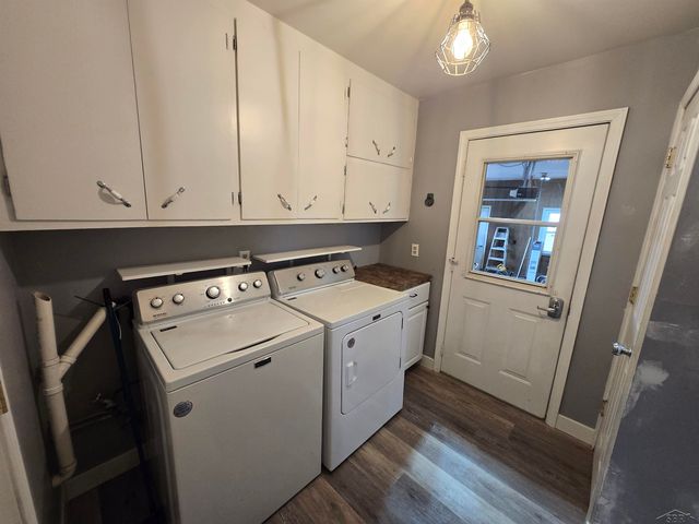 2055 S Farley Road, Bay City, MI 48747