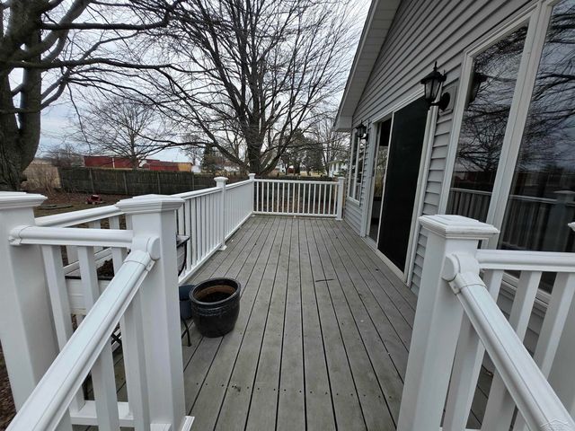 2055 S Farley Road, Bay City, MI 48747