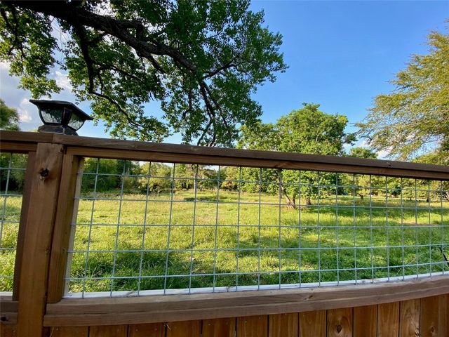 4007 Hunters Ridge Drive, Baytown, TX 77521