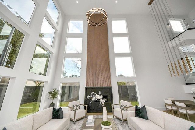 2232 Swift Boulevard, Houston, TX 77030