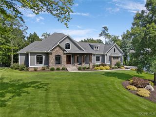 9199 Angels Share Dr, New Kent, VA 23124