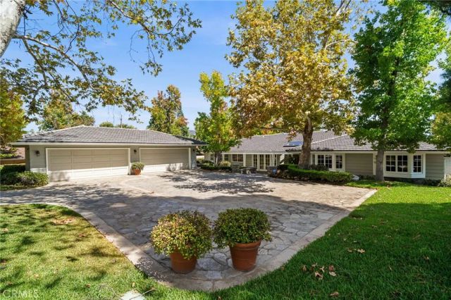 10982 Bent Tree Road, North Tustin, CA 92705