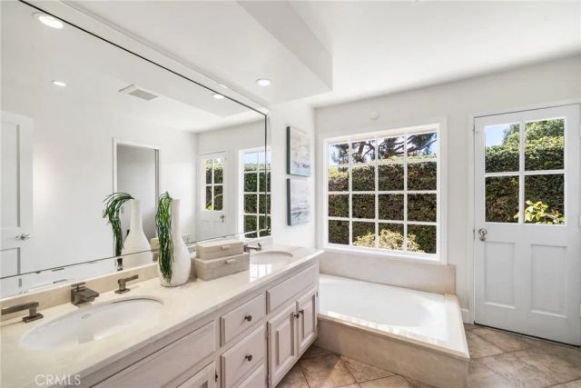 10982 Bent Tree Road, North Tustin, CA 92705