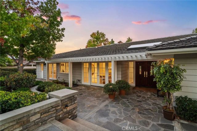 10982 Bent Tree Road, North Tustin, CA 92705