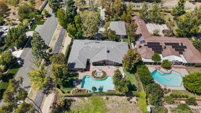10982 Bent Tree Road, North Tustin, CA 92705