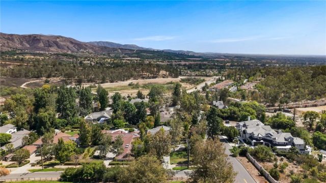 10982 Bent Tree Road, North Tustin, CA 92705