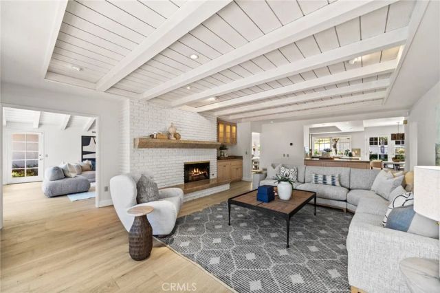 10982 Bent Tree Road, North Tustin, CA 92705