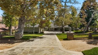 10982 Bent Tree Road, North Tustin, CA 92705