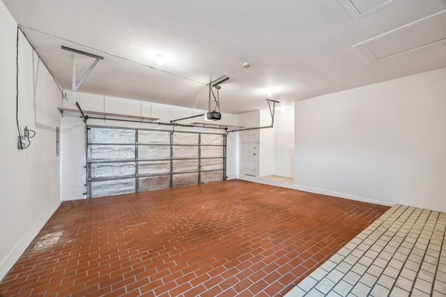 6842 Queensclub Drive, Houston, TX 77069