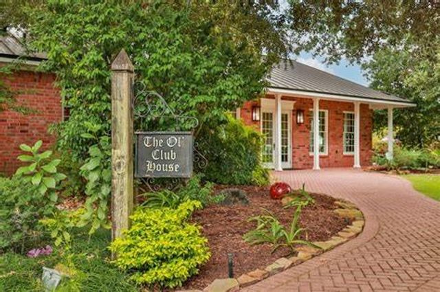 6842 Queensclub Drive, Houston, TX 77069